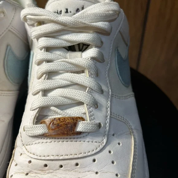 Nike AIRFORCE 1 White and Light Blue Air Sneakers - Picture 4 of 9